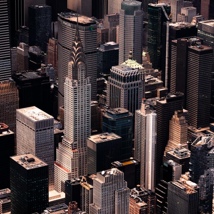 Parents evaluating schools in Switzerland